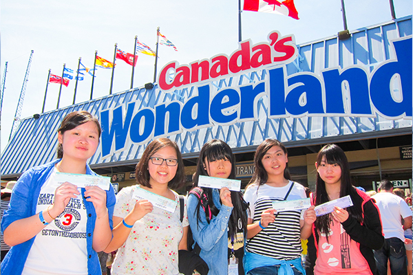 暢遊多倫多主題樂園Canada’s Wonderland
