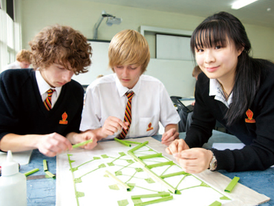 雅拉谷文法学校