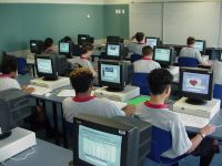 吉斯伯恩男子高中